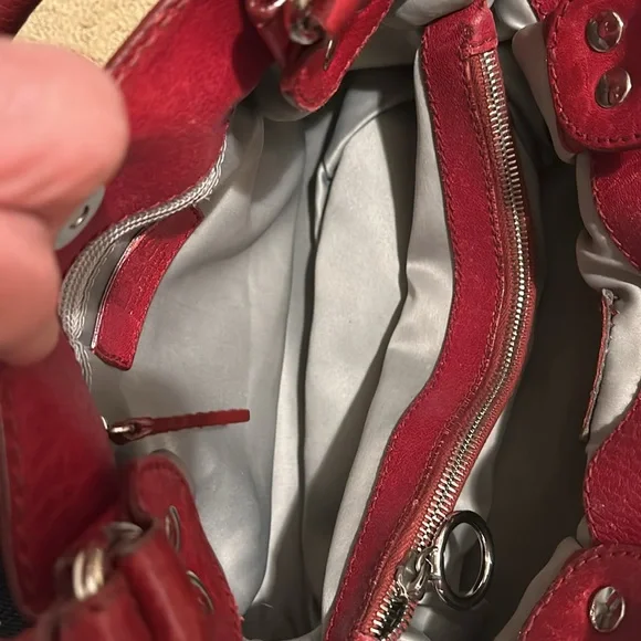 Dolce & Gabbana Lisa Pleated Red Grain Leather Bag With Compact & Dustbag - Picture 9 of 14